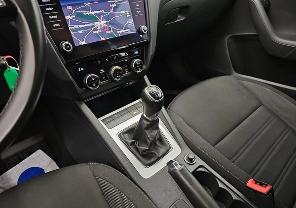 Skoda Octavia cena 68900 przebieg: 145355, rok produkcji 2020 z Skalbmierz małe 379